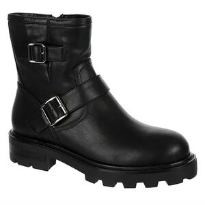 NWT!!! MADDEN GIRL FAREWAY BOOTS